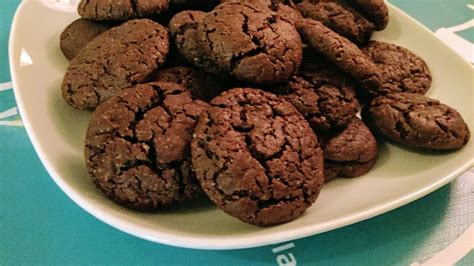 Rezept für schnelle vegane Schoko-Cookies - Teig in 5 Minuten