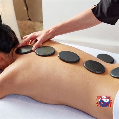 Curso De Massagem Pedras Quentes Espa O Ki