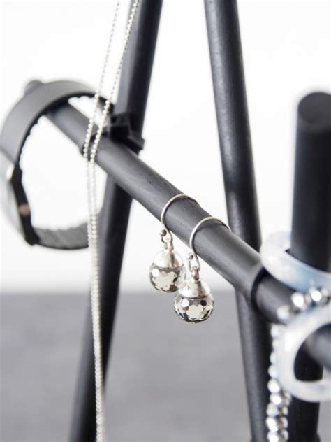 Even if you're short on space, i bet one of these hanging jewelry organizers is the perfect diy project for you! DIY Jewellery Organizer - monsterscircus