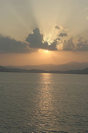 Η aegean συνδέει την αθήνα με τα αεροδρόμια της ελλάδας και πολλούς διεθνείς προορισμούς. PEFKI EVIA ΠΕΥΚΙ EYBOIA ΕΝΟΙΚΙΑΖΟΜΕΝΑ ΔΩΜΑΤΙΑ ΔΥΑΡΙΑ ...