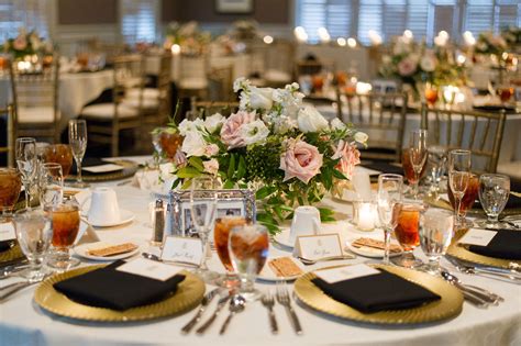 How stunning was this table at a Rehearsal Dinner here at VCC!