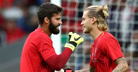 El portero del liverpool defendió a su predecesor, loris karius, asegurando que lo hizo muy bien en la champions pero los errores ocurren. Alisson reveals what he thought about Loris Karius ...