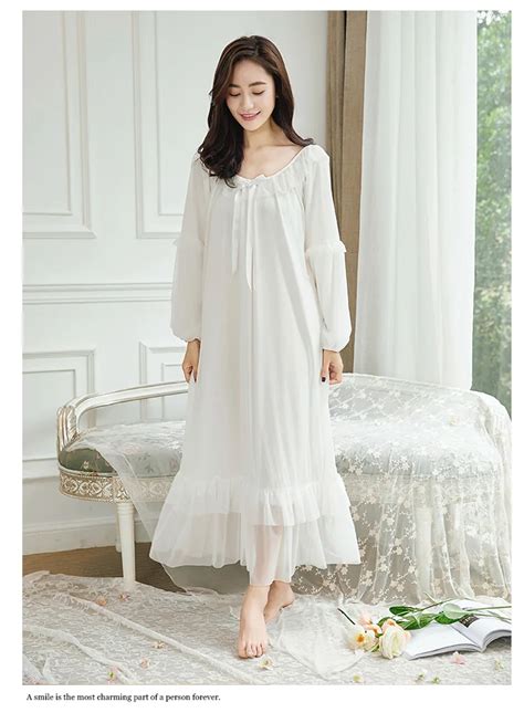 2019 New Nightdress Women Long Sleeve Nightgown Lantern Sleeve Lace