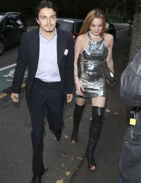 Lindsay Lohan Slips Into Thigh Skimming Metallic Dress To Attend Lilly Beckers Birthday Wowi News