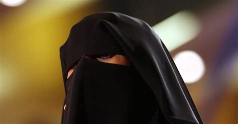 Große Mehrheit Der Deutschen Für Burka Verbot Nachrichten Aus Aller Welt Lzde