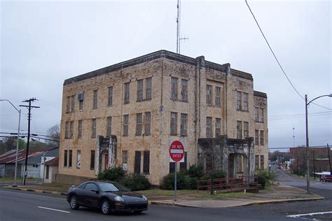 The Anderson County Jail Is One Of The Most Haunted Places In Texas