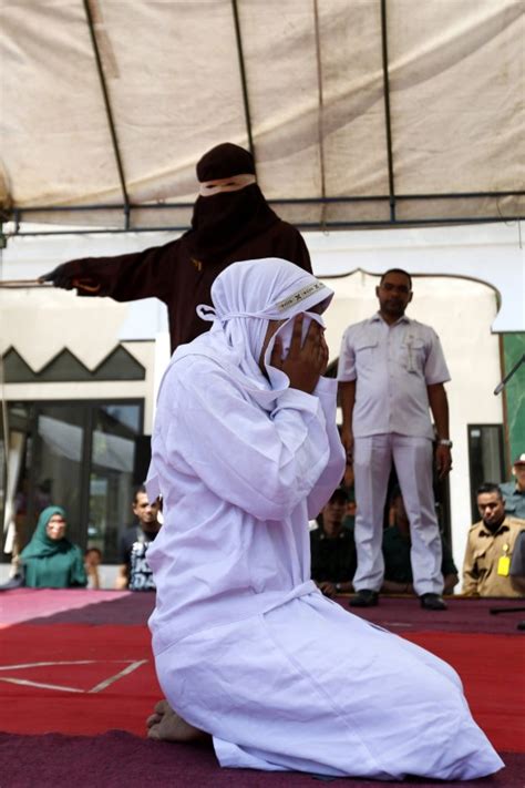 Couple Caned 26 Times Each For Having Sex Before Marriage In Indonesia Metro News