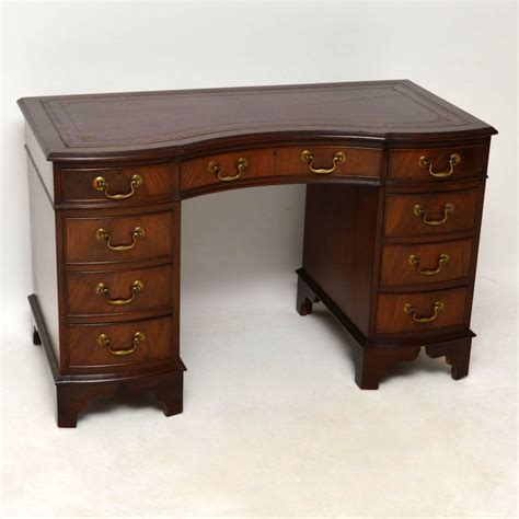 Finding the right furniture to set up your home office can be a task. Antique Mahogany Leather Top Pedestal Desk | Interior ...