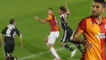 Öte yandan beşiktaş ile 1.5 yıllık sözleşme imzalayacak futbolcu, siyah beyazlılardan yıllık 2.2 milyon euro ücret alacak. Burak Yılmaz'dan Beşiktaş Maçındaki Penaltı Pozisyonuyla ...