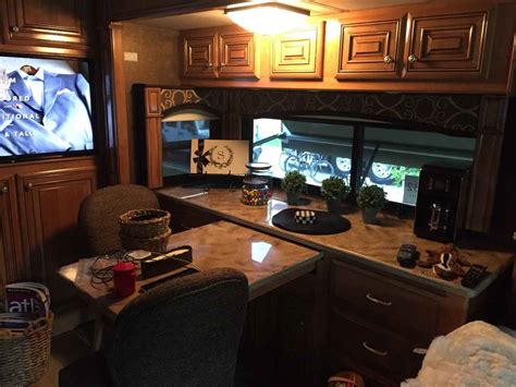 2015 Used Thor Motor Coach Tuscany 40dx Class A In Indiana In