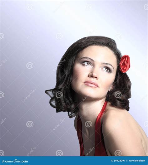 Femme Mince Sexy Dans La Robe Rouge Image Stock Image Du Gens Dame 30428291