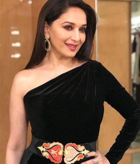 Madhuri Dixit Gets Ready To Attend Lux Golden Rose Awards 2017 Madhuri