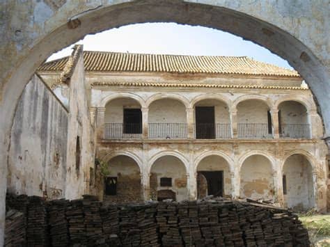 Si buscas un piso o casa en sanlúcar de barrameda, en haya inmobiliaria ponemos a tu disposición un amplio catálogo con inmuebles a la venta de todo tipo (chalets, apartamentos, pisos, etc). File:Casa de arizón sanlúcar barrameda fachada interior ...