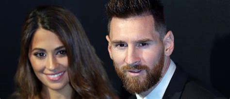 Lionel Messi Et Sa Femme Antonella Roccuzzo Enflamment Instagram Avec