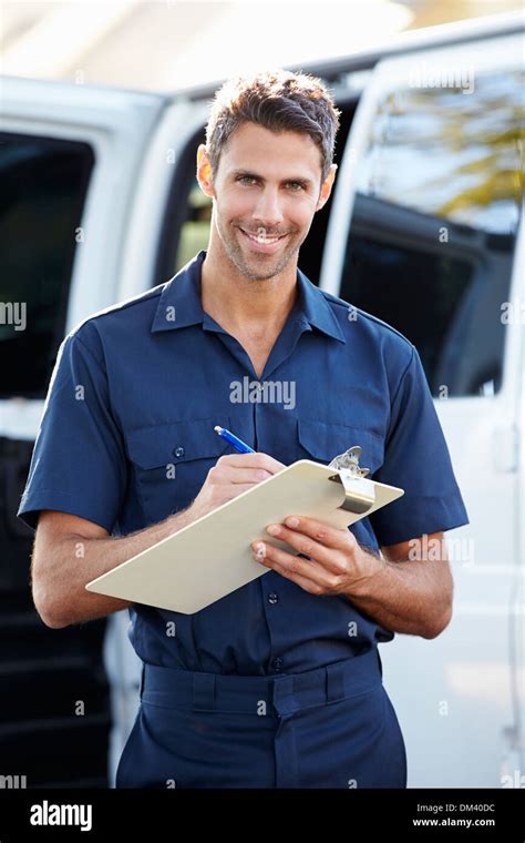 Delivery Driver Hi Res Stock Photography And Images Alamy