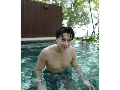 Look Thai Actor Mark Prins Thirst Trap Photos Gma Entertainment