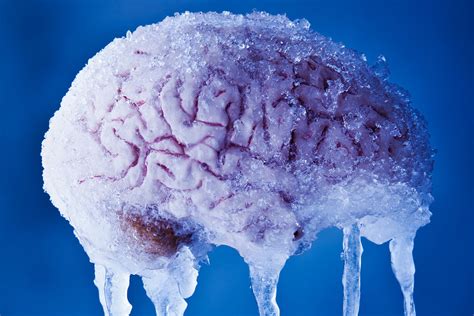 Как работают замораживание мозга и головные боли от мороженого