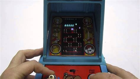 1981 Vintage Coleco Mini Tabletophandheld Arcade Game Donkey Kong By