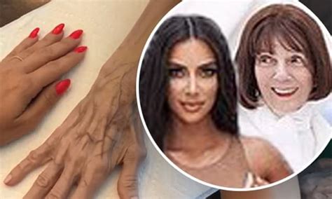 Kim Kardashian Teaches Mj How To Use New Body Makeup As She Helps