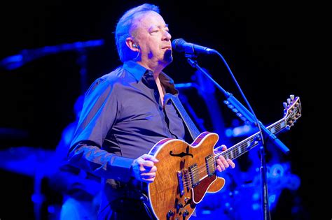 Thessbomb Boz Scaggs Lowdown Live 2010