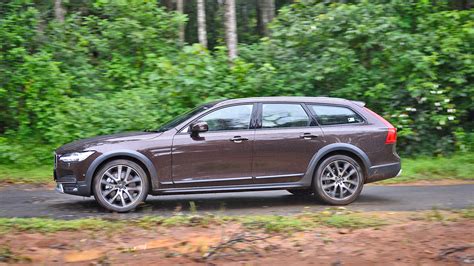 Volvo V90 Cross Country 2017 Diesel Std Exterior Car Photos Overdrive