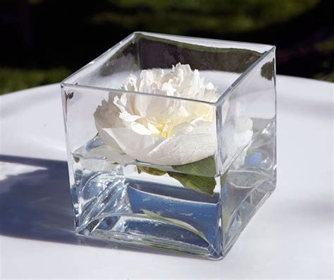 24 Best Square Vases Images On Pinterest Floral Arrangements