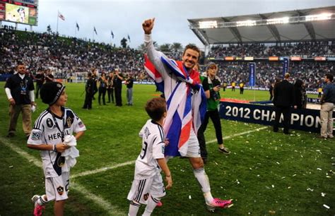David Beckham Wins 2nd Mls Title As La Galaxy Beat Houston Dynamo 3 1
