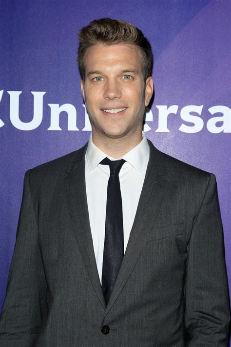 Anthony Jeselnik Sets Comedy Central Series And Podcast In