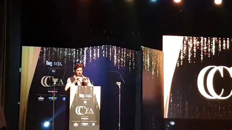 Shah Rukh Khan Entry At The Critics Choice Film Awards 2019 Ccfa Youtube
