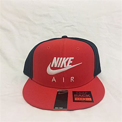 Clearing Nike Air Seasonal Futura True Swoosh Snapback Cap Mens