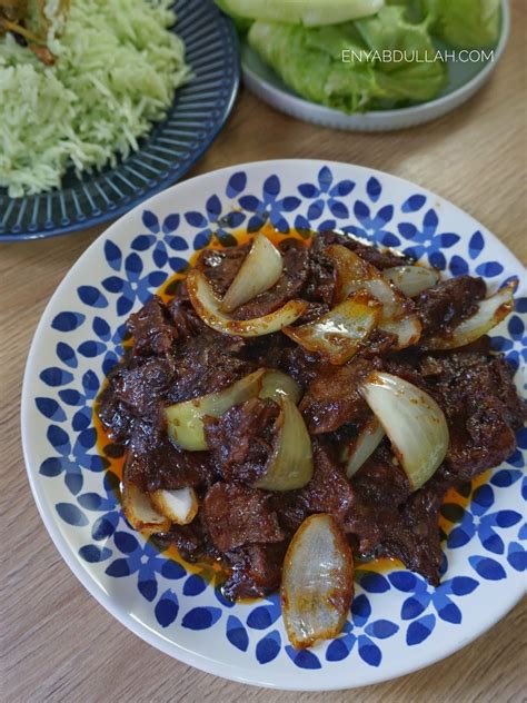 Manis, resepi daging hitam chef wan, resepi daging hitam sarawak, resepi daging masak hitam, resepi daging dendeng, resepi daging black pepper, resepi resepi daging black pepper @ lada hitam yang sangat power. Daging Masak Kicap Bawang Goreng