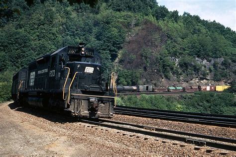 Penn Central History Remembered Trains