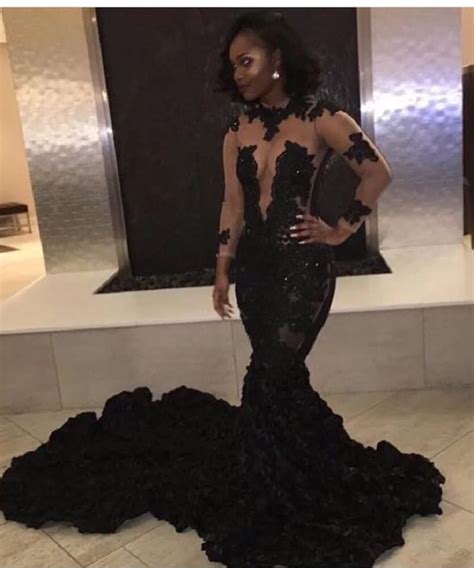Sexy Black Lace Appliques Prom Dresses 2017 Black Girl Sheer Mermaid Long Sleeves Illusion Style
