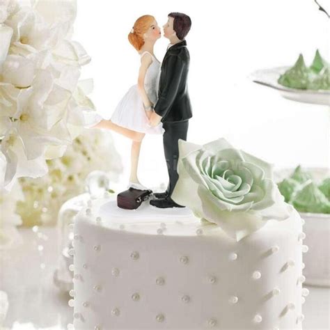 Elegant Synthetic Resin Brideandgroom Cake Topper Wedding Decoration