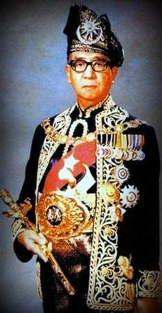 Hisamuddin alam shah wurde 62. SPB Yang Dipertuan Agong II Almarhum Tuanku Hisamuddin ...