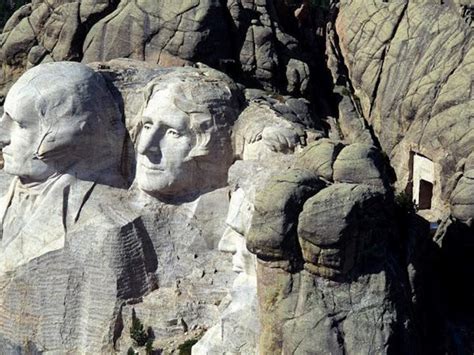 There S A Secret Room Inside Mount Rushmore That Stores Important Us Documents