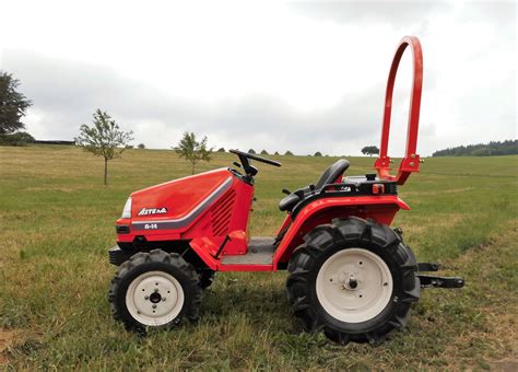 Die nachrüstung wird nur von wenigen firmen angeboten und ist vergleichsweise teuer. Kubota A-14 mit Allradantrieb (Anbaugeräte optional) - SB ...