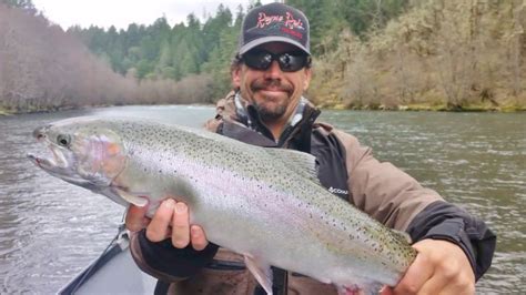 Rogue River Oregon Winter Steelhead Fishing Youtube