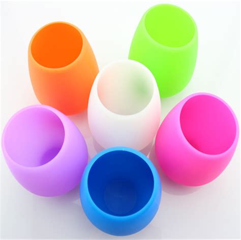 Hot Selling Product Modern Design Silicone Wine Cups Hz 2019 Oem