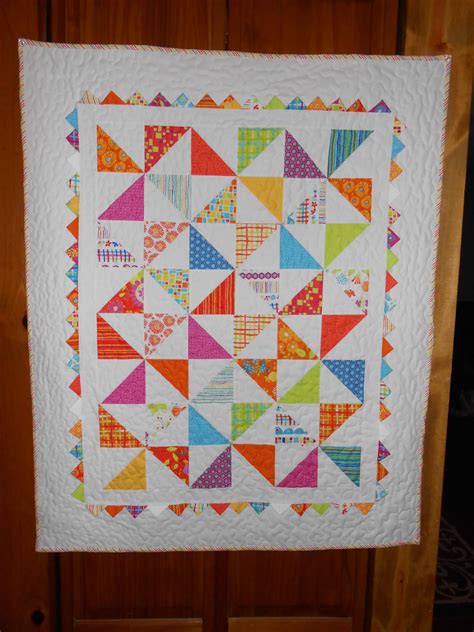 Pinwheel Baby Quilt With Prairie Points Quilts Baby Quilts Sewing