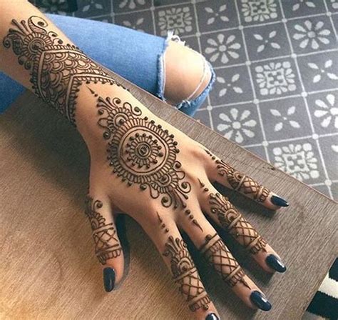 50 Creative Henna Tattoo Designs For Your Inspiration Kulturaupice