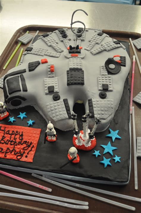 Millennium Falcon Millenium Falcon Cake Star Wars Birthday Cake