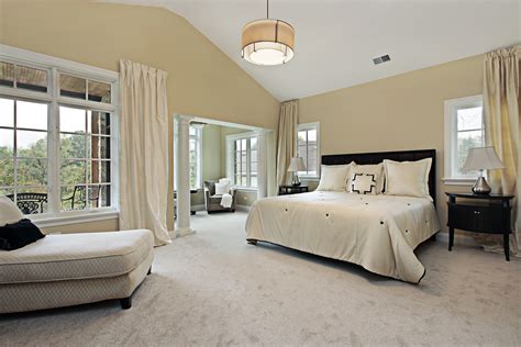 White bedroom design panel wood walls cathedral ceiling via. 25+ Master Bedrooms with Flush & Semi-Flush Mount Ceiling ...