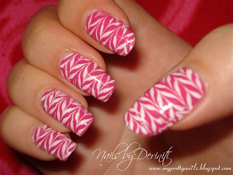 Zig Zag Nail Art - Konad Nail Art, Pink and White Nails, Pink and White