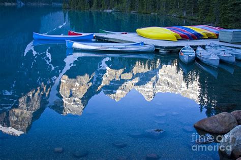 Moraine Lake Photograph By Scotts Scapes Fine Art America