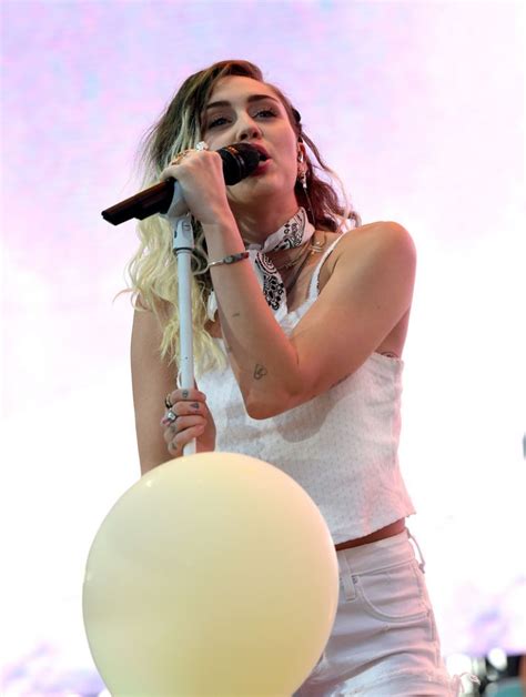 Miley Cyrus Performs At 102 7 Kiis Fm’s 2017 Wango Tango In Carson 05 13 2017 Hawtcelebs