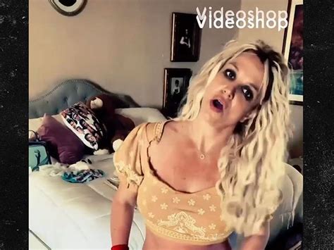 Britney Spears Posts Bizarre And Animated Video Fans Concerned The