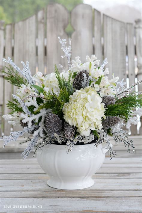 Monday Morning Blooms White Christmas Arrangement And Tablescape