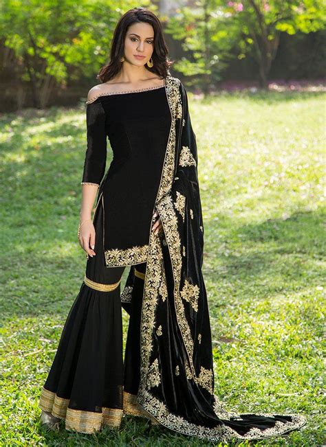 Black Gown Dresses Online India 2021 Prestastyle