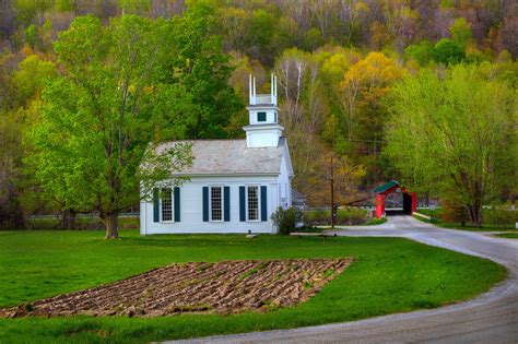 Vermont Villages And Covered Bridges Tour In The Spring